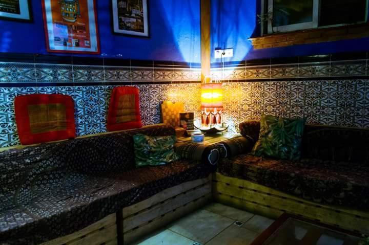 Casa Babylon Backpakers Hostel مالقة المظهر الخارجي الصورة