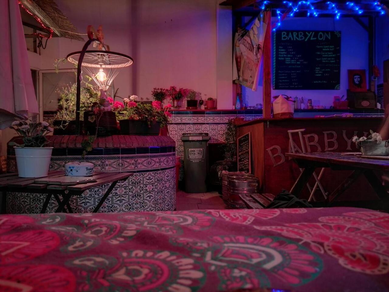Casa Babylon Backpakers Hostel مالقة المظهر الخارجي الصورة