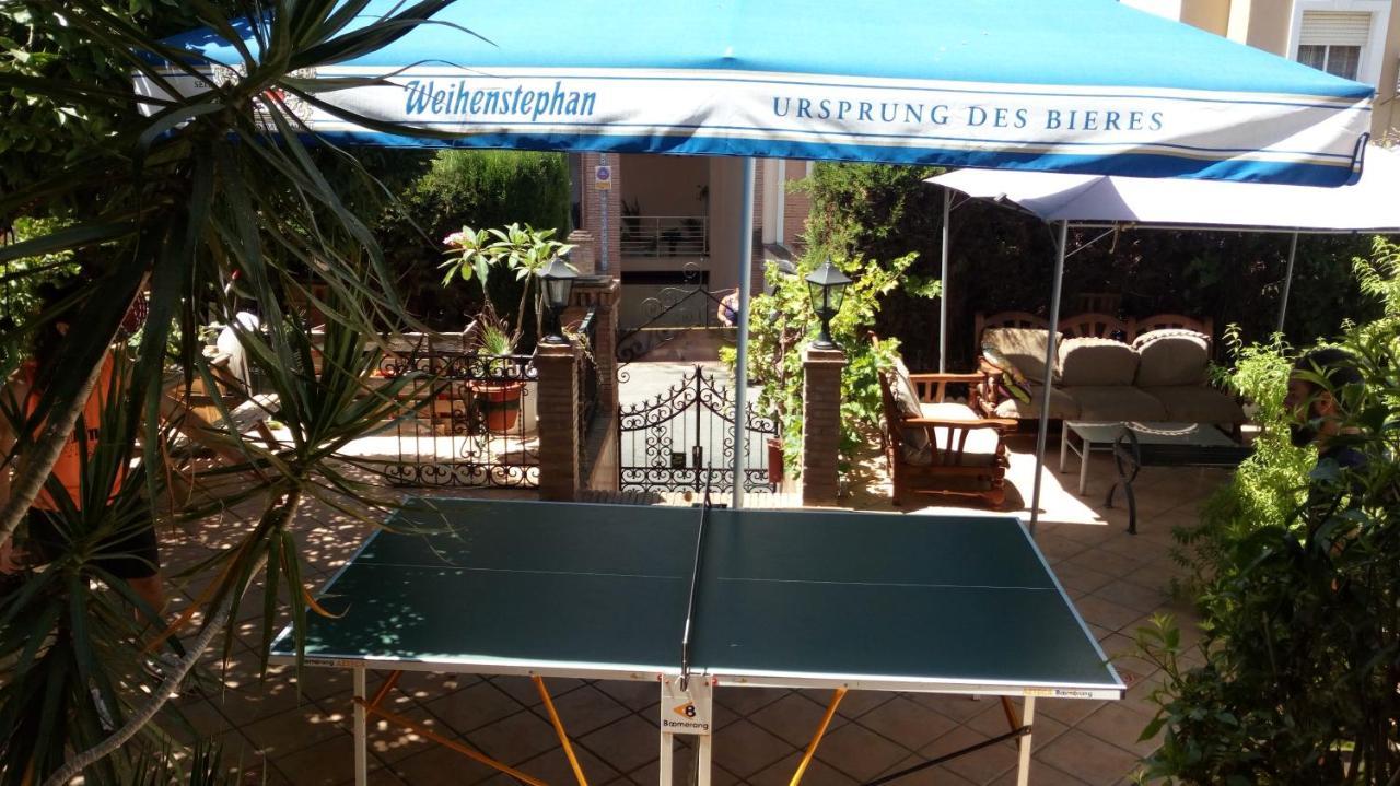 Casa Babylon Backpakers Hostel مالقة المظهر الخارجي الصورة