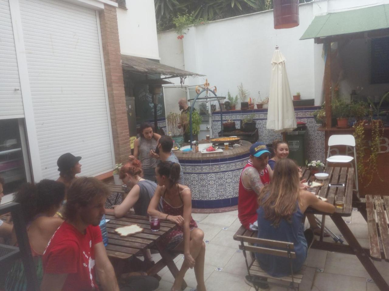 Casa Babylon Backpakers Hostel مالقة المظهر الخارجي الصورة